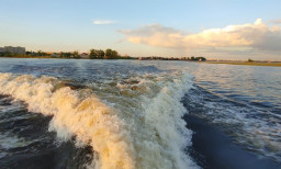 Прогулки по реке Волга